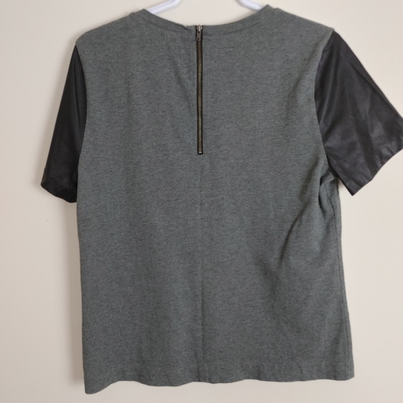 J Crew Grey T-shirt Faux Leather sleeves neutral tee zipper back Medium - Picture 4 of 6